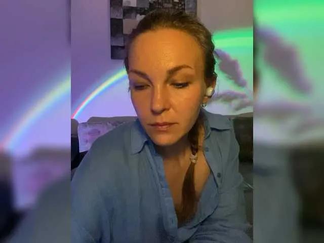 Alisasqrl — your fantasies, compliments, tokens