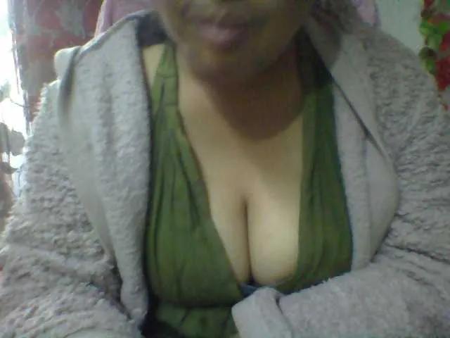 babyhornyx on BongaCams