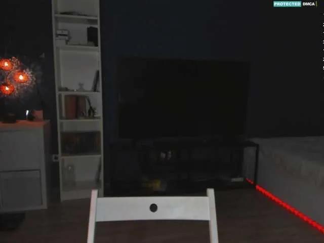 evie-sapphire on BongaCams