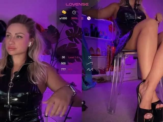 HomePussy1 on BongaCams