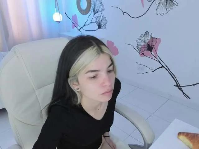 Isabela-Fiorelli — Give me many gifts and you get, to treat me like a princess.