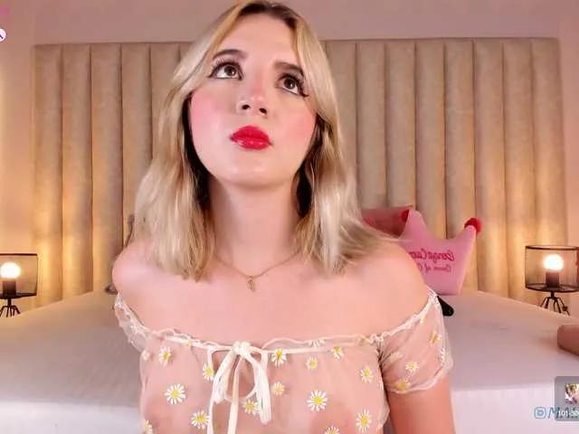 MaiaCollins on BongaCams 