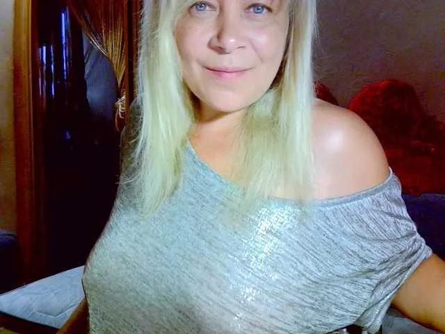 Savan35na — Freechat on BongaCams