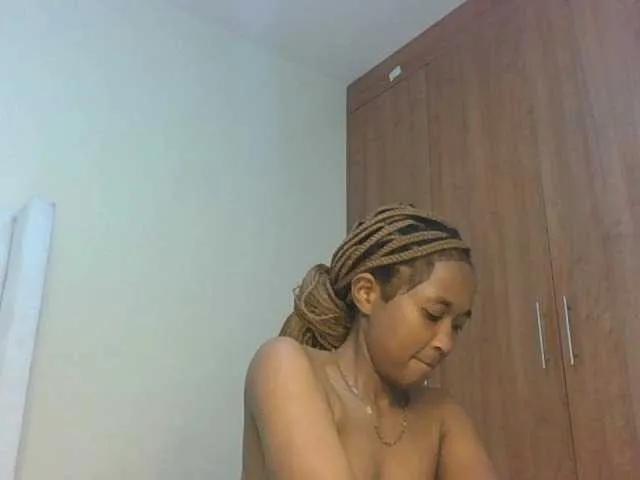 shanizz001 on BongaCams