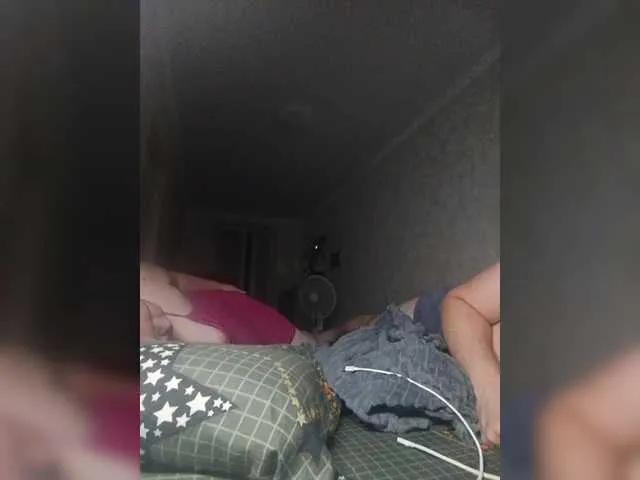 Sladkayaparochka2022 on BongaCams