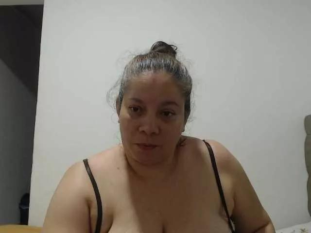 tiffa1hot on BongaCams 