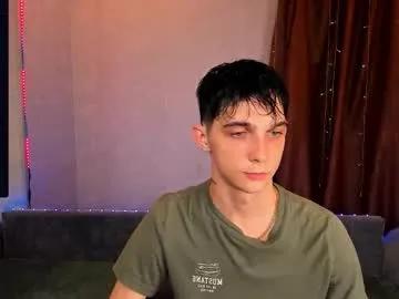 aaron_bang — CUM SHOW #twink #bigcock #young #lovense #feet [2382 tokens remaining]