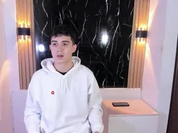 alejo_gray1 — GOAL: cum show [672 tokens remaining] Welcome to my room! #femboy #18 #teen #twink #bigcock