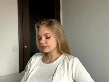 argeliaboivin — Goal: I'll show myself standing for you<3 Hi, my name is Amelia^^ I'm #new and this is my first day #shy #nonude #18 #blonde [50 tokens remaining]
