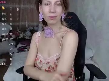 cherishsia — sucking on a lollipop [49 tokens left] #milf #mommy #stockings #highheels #lovense