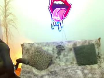 ethanblaze_ — Oil massage chest & rub nipples [44 tokens left] Hey sweetie! Type /tipmenu for fun or take me to pvt! #gay #muscle #bigdick #bigcock #latino