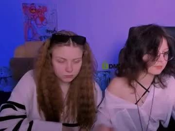 foxy_tease_ — GOAL: chest tightness [82 tokens remaining] Welcome to my room! #18 #redhair #nonude #young