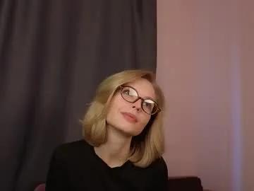 gwenkevwitch — my name is Jannie and im very new here!! ^^  goal :  a little dance in my shorts     <3 #shy #blonde #feet #young #new [333 tokens remaining]