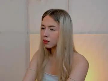 honneybunneey — GOAL: earthquake of my boobs [68 tokens remaining] Welcome to my room! #bigboobs #blonde #18 #lovense #cute
