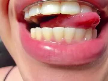 hornyy_mom — #young #shavedpussy #feet #mature #new