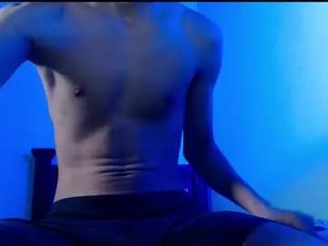 isaaclatino on Chaturbate 