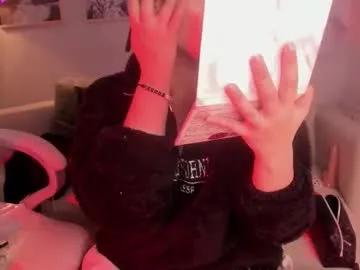 lara_madisson — I will dance for you and end up naked   [65 tokens left] My #Bigass is going to grind your cock until you want to make cum  #skinny #longhair #skinny #latina