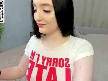 lesley_wins — GOAL: boob massage [40 tokens remaining] Welcome to my room! Pvt open! #nonude #pvt #curvy #new #young