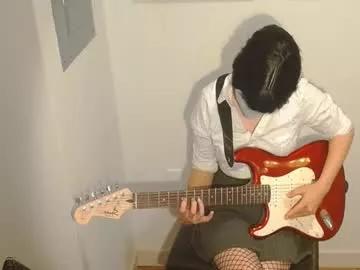 lilythrone on Chaturbate 