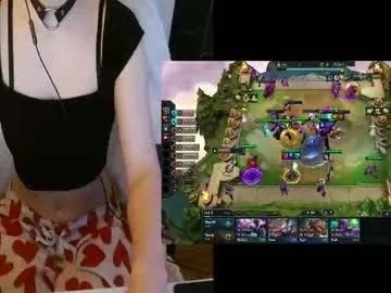 lilythrone on Chaturbate 