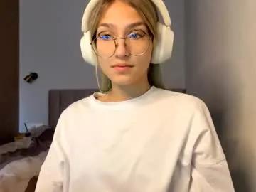 maryaliceprinn — Goal: Show my legs, caress them I am new here and your support is very important to me! Thank you! ^^ #teen #18 #cute #new #shy [54 tokens remaining]