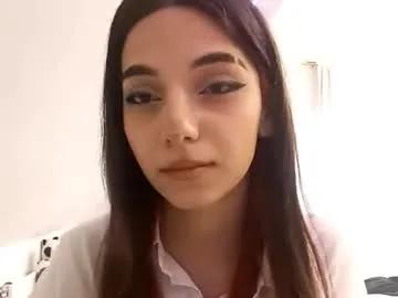 maureenbuff — Goall: Show my cutie outfit <3 /  My name is Vanesa, new experience to me, hope it turns out well. #18 #young #teen #new #shy [28 tokens remaining]