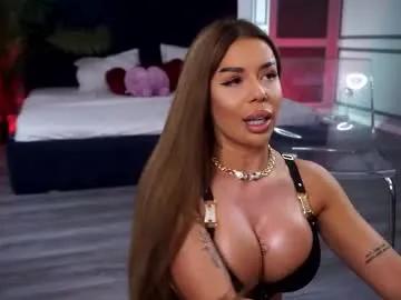 misskiarra on Chaturbate 