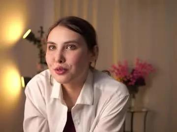 monniewisener — FIRST DAY #new || Goal:  eyes contact close to the camera + play with hair  || #cute #shy #18 #young [20 tokens remaining]