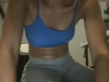 roarmance1 on Chaturbate 