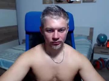 robbyshawz — Hi there!50 tokens for a flash or request!At goal,the top 2 tippers win a cumshow password! #muscle #master #dirty #bigcock #feet