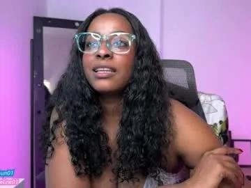 sweer_oshun — welcome sweetie tip 19, 27 , 33, 48 for get my wet #natural #lovense #ebony #heels #hairypussy