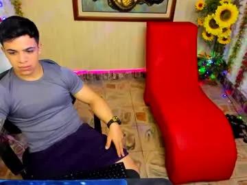 themuscularvenezuelanman — The most sensual and muscular Latin Show... Enjoy my best shows, you won't regret it. I am an ardent Venezuelan - Goal is : Goal is : A surprise #bigcock #muscle #cum #fitness #gay #bigcock #muscle #cum