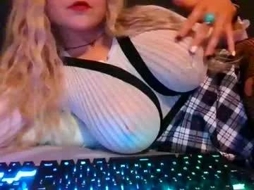 thepeachprincess — little pre show show :) just tip mommmy n stroke your dick ;) I'll be back soon to watch all my yummy c2cs ASAP :) ily #ass #bigass #fit #cute #findom