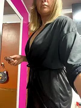 Alanita_ on StripChat 