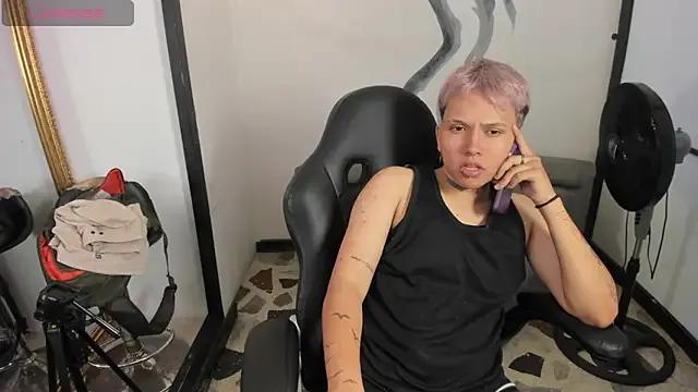 AlanRed_ on StripChat 