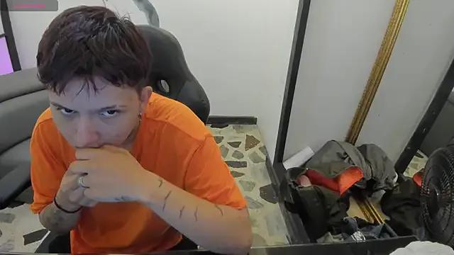 AlanRed_ on StripChat 