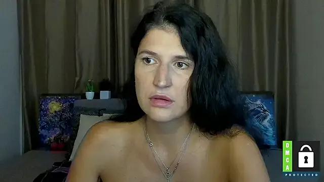 Alianna_Solo_Kisses on StripChat 
