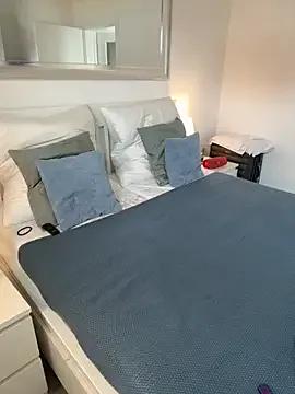 Alisa-Marie — Enjoy my Pussy Close