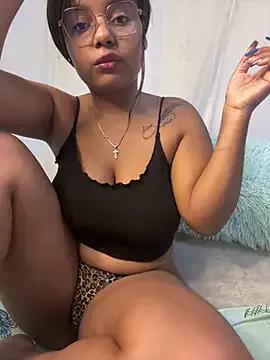 AnnePrince- on StripChat 