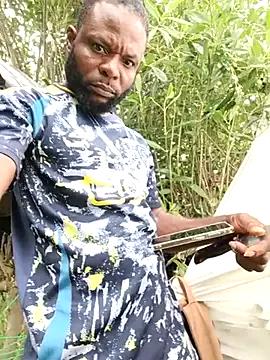 bigblackbangerkay on StripChat 