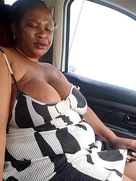 Bootyliciousbbw12 on StripChat 