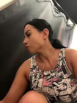 CrazzyChicks — SQUIRT