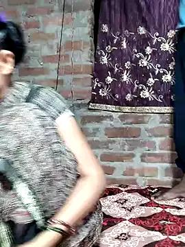 Cute_Somaya — 300 tokn pe publick sho open seks c2c