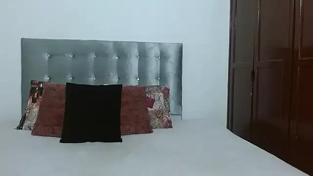 DaiishaWolf on StripChat 