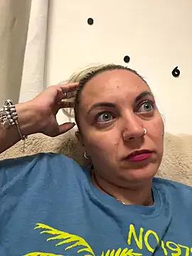 DeboraGaia — Freechat on StripChat