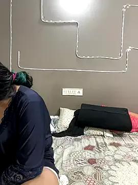 divya_arora22 — Cum in mouth
