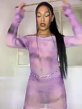 Emaa- on StripChat 