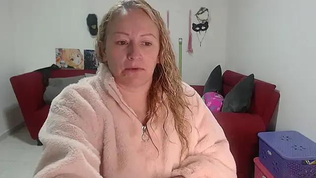 emperabigbootybigass on StripChat 