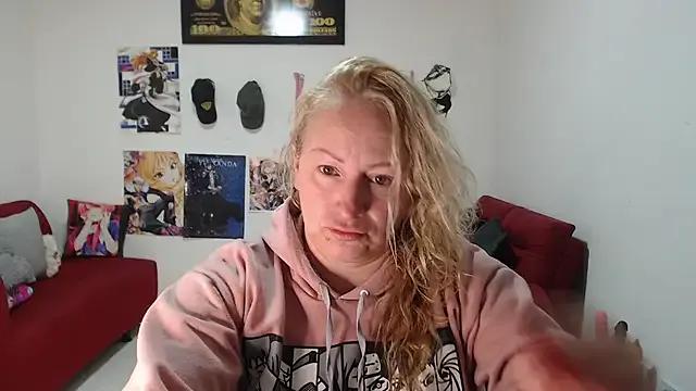 emperabigbootybigass on StripChat 