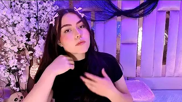 HannaCollins_ on StripChat 